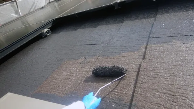 外壁塗装は何年もつ？塗料ごとの耐用年数と劣化サインをプロが解説